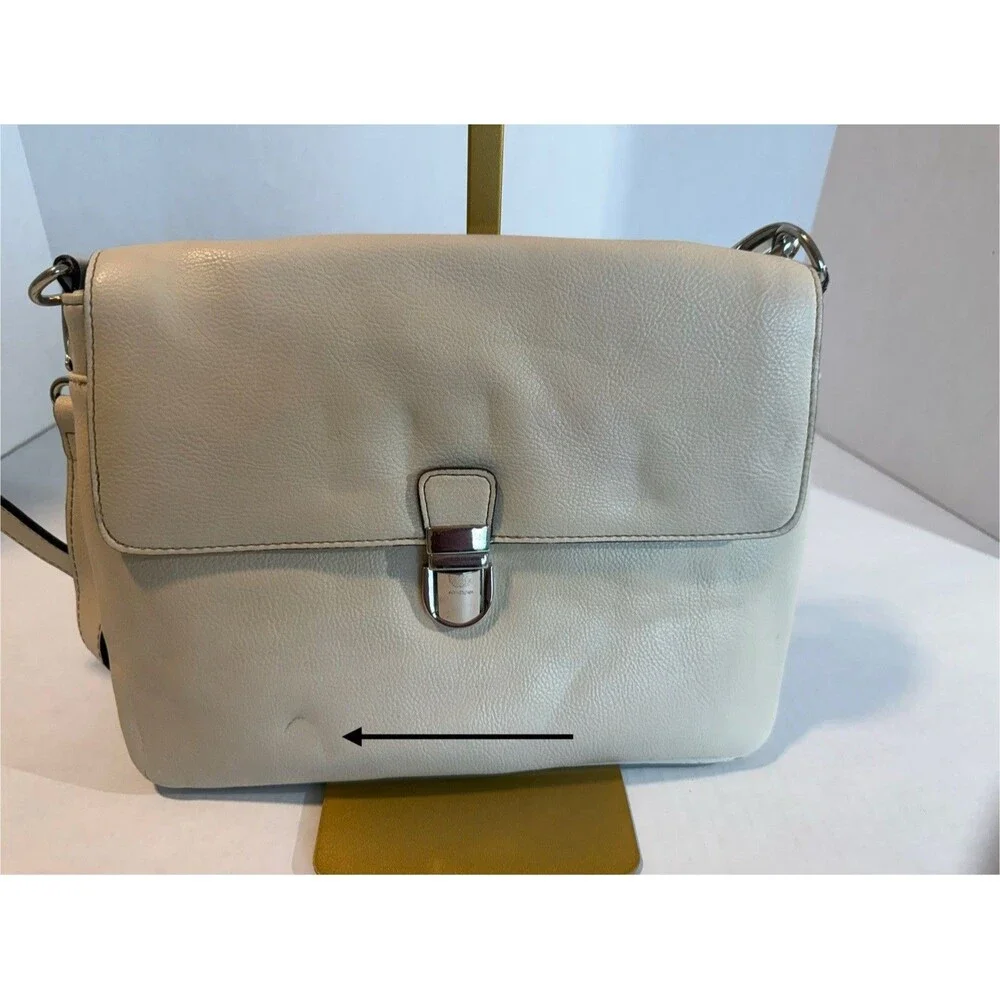 Liz Claiborne‎ CrossBody Purse Bag Taupe Faux Leather Front Flap RN70272 CA16396